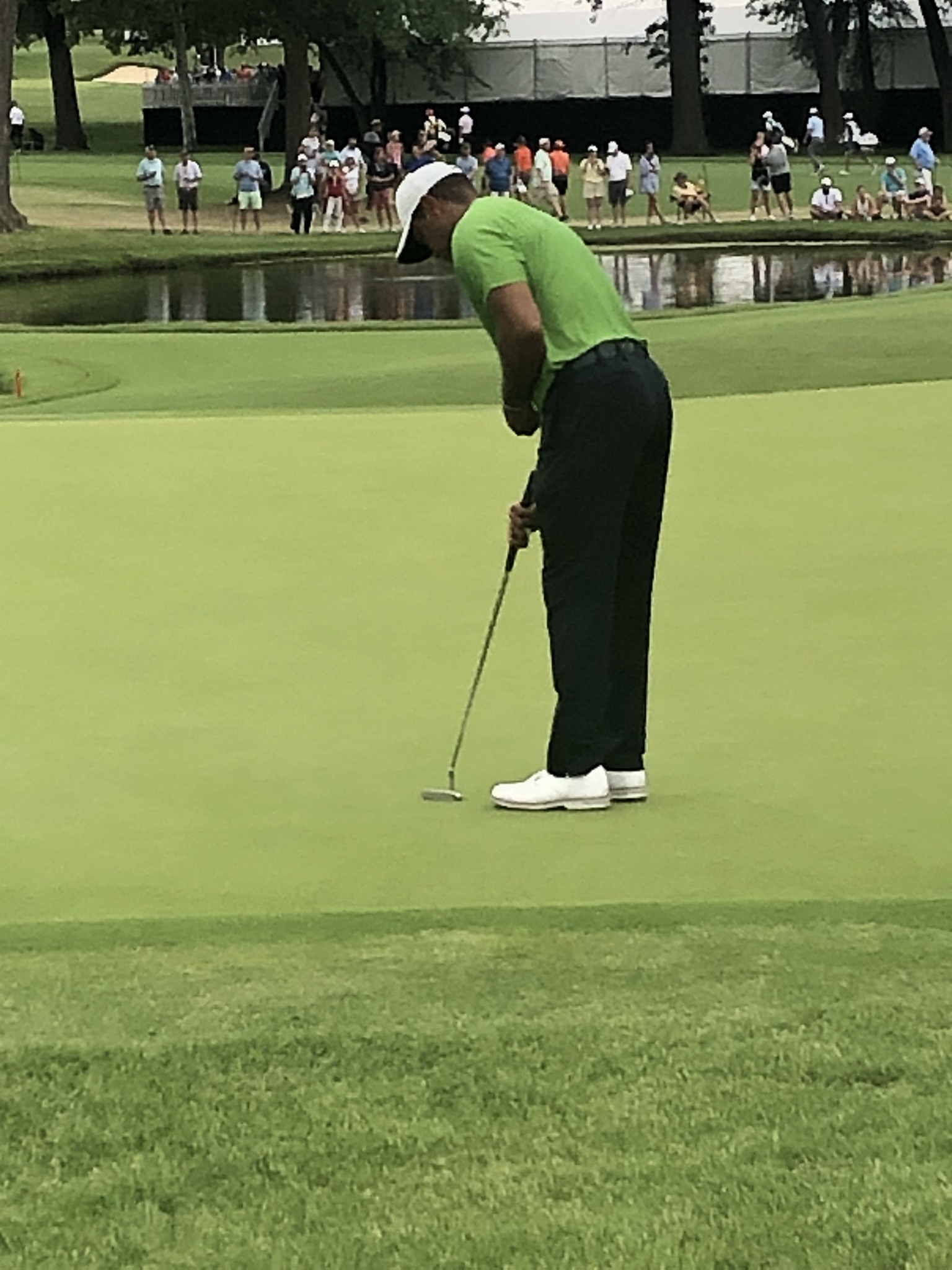 Sun Day Red 上線兩年——Tiger Woods 離開 Nike 後做對了什麼